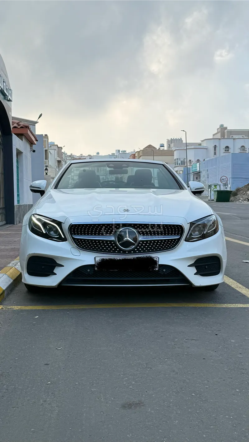 2020 مرسيدس - بنز إي 300 كوبيه
