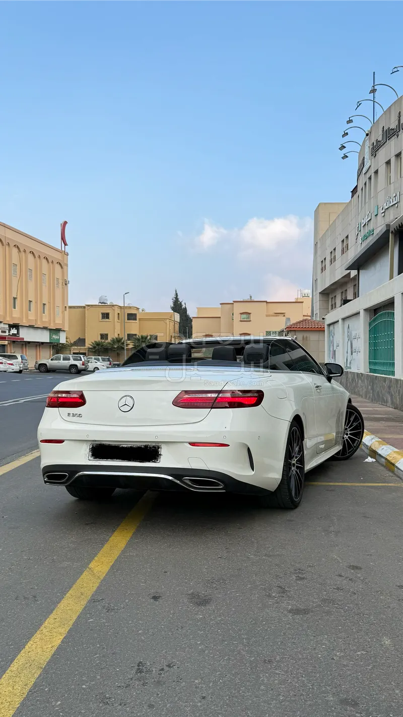 2020 مرسيدس - بنز إي 300 كوبيه