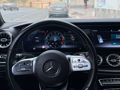 2020 مرسيدس - بنز إي 300 كوبيه