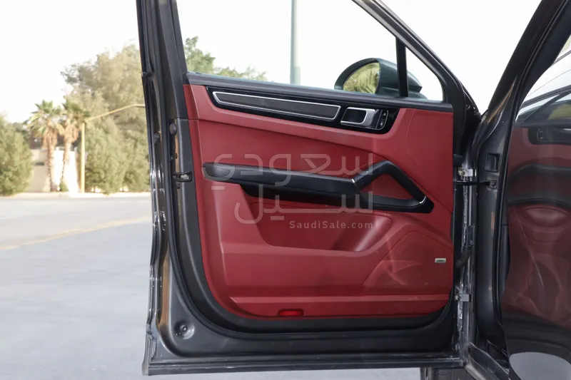 2020 بورش كايين اس كوبيه