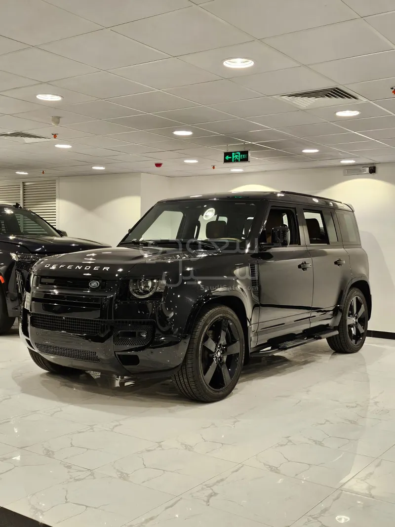 2025 Land Rover Defender