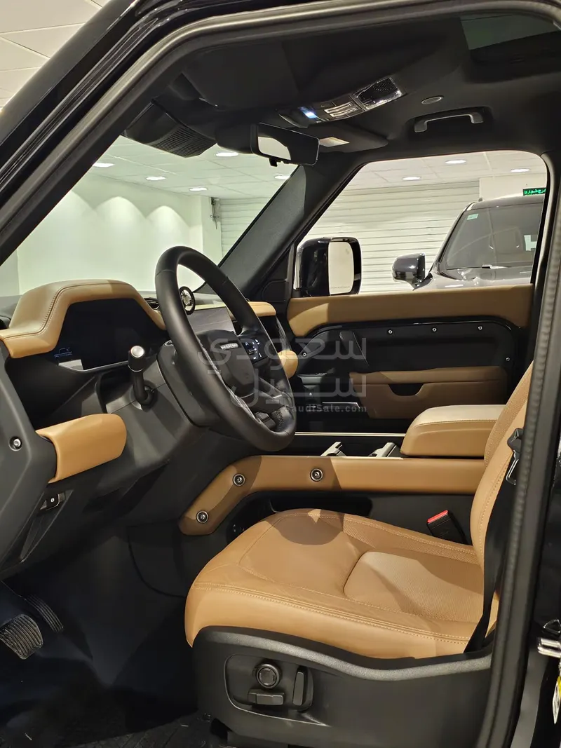 2025 Land Rover Defender