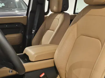 2025 Land Rover Defender