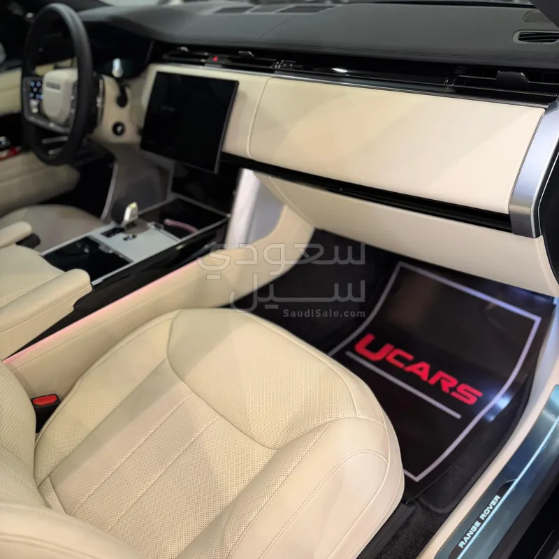 2025 لاند روفر رينج روفر كلاسيك