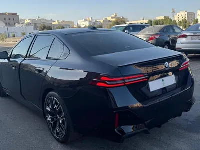 2025 بي ام دبليو الفئة الخامسة 520 أي