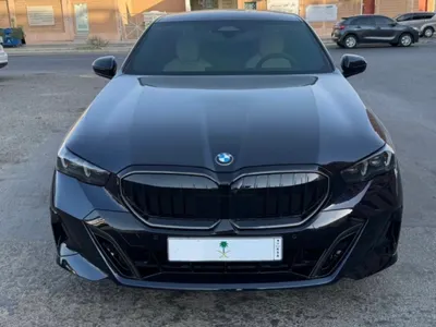 2025 بي ام دبليو الفئة الخامسة 520 أي