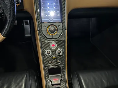 2012 مكلارين سي 12 إم بي 4