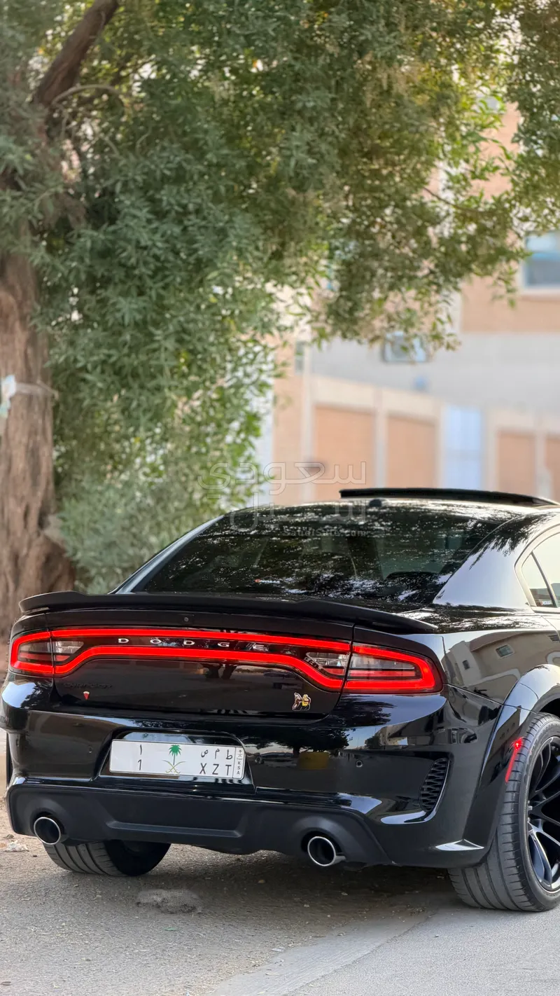 2023 دودج تشارجر اٍس ار تي 392 سكات باك