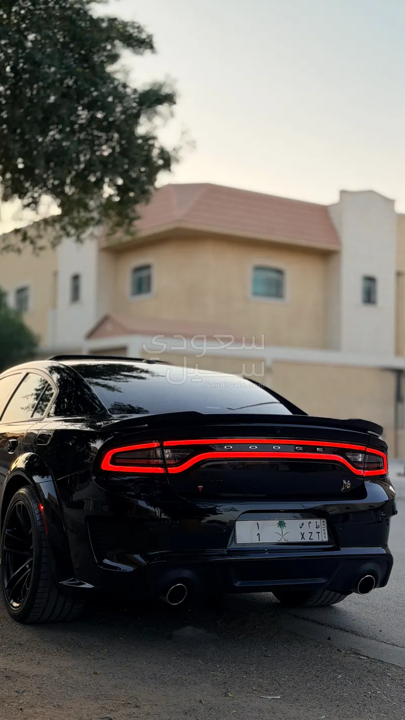 2023 دودج تشارجر اٍس ار تي 392 سكات باك