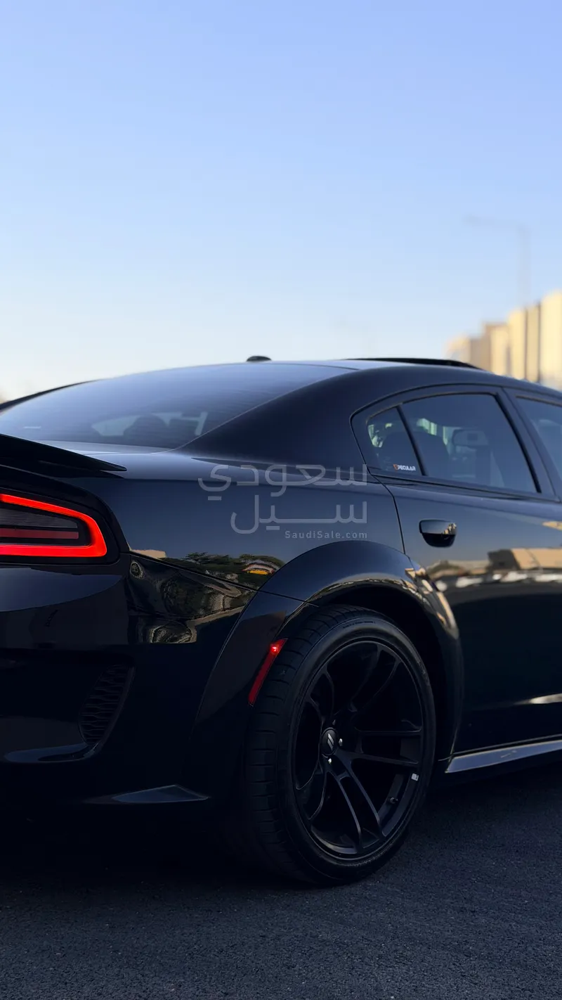 2023 دودج تشارجر اٍس ار تي 392 سكات باك