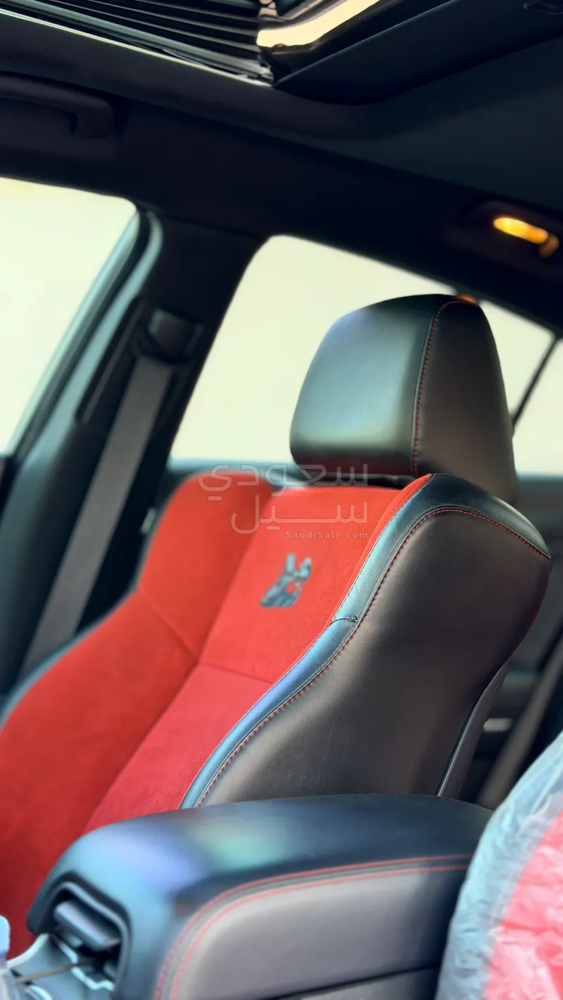 2023 دودج تشارجر اٍس ار تي 392 سكات باك