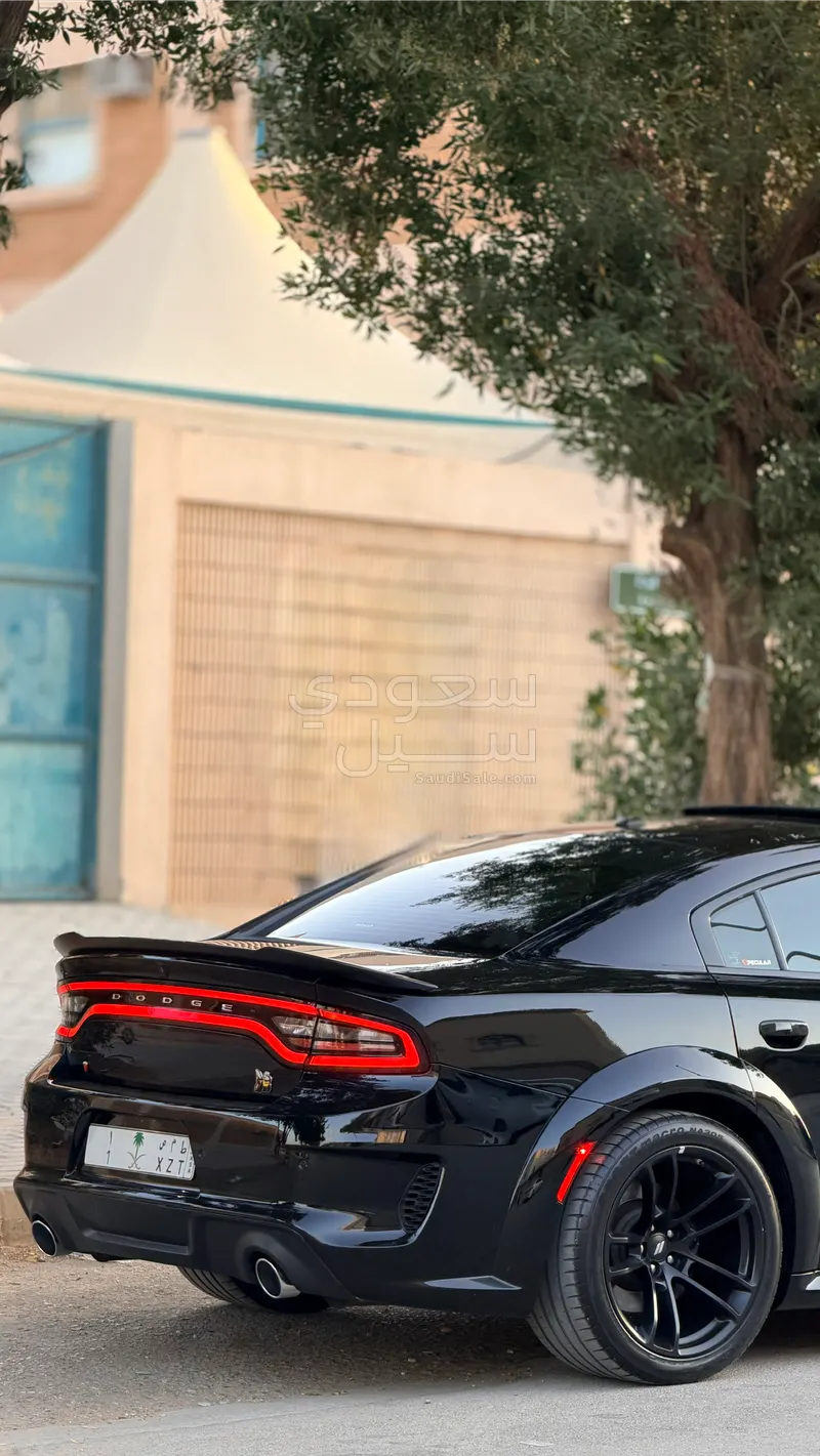 2023 دودج تشارجر اٍس ار تي 392 سكات باك