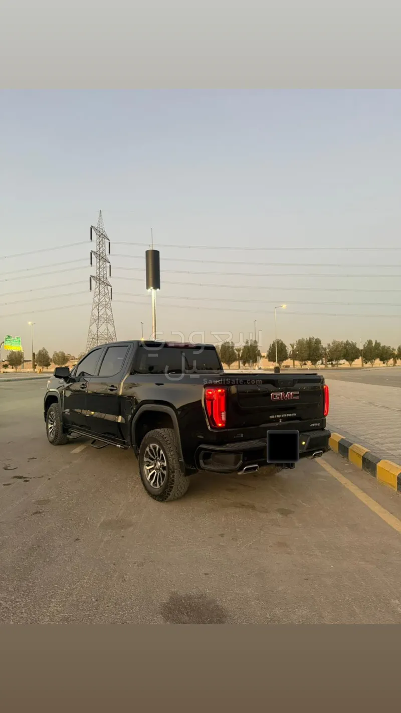 2023 جي ام سي سييرا اي تي 4