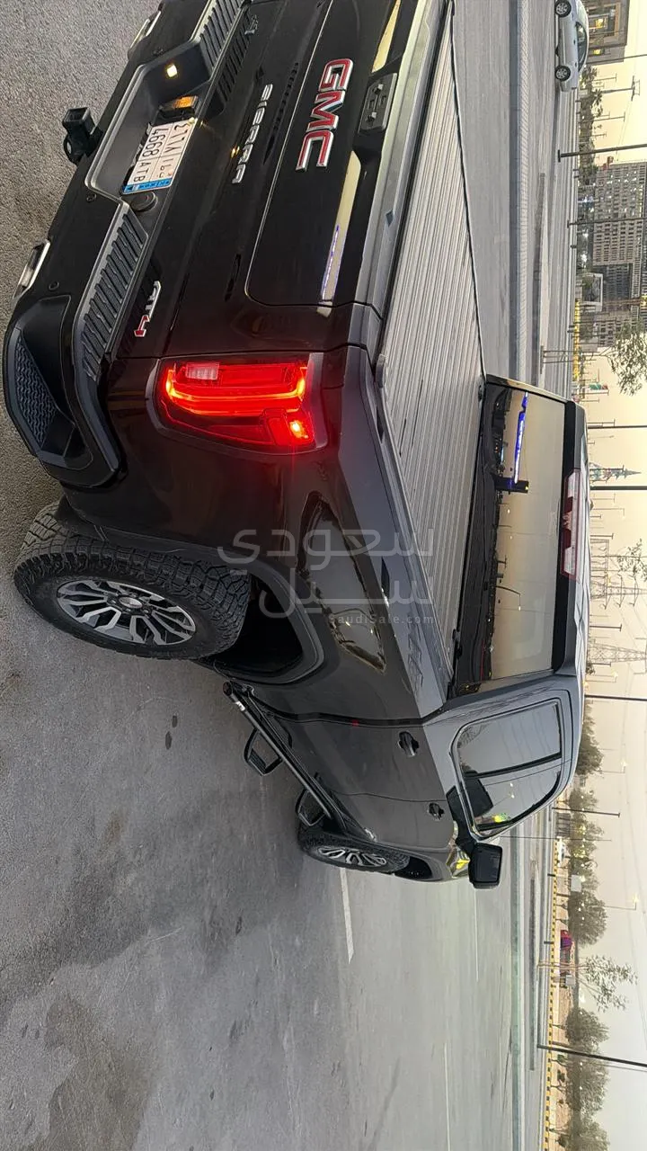 2023 جي ام سي سييرا اي تي 4