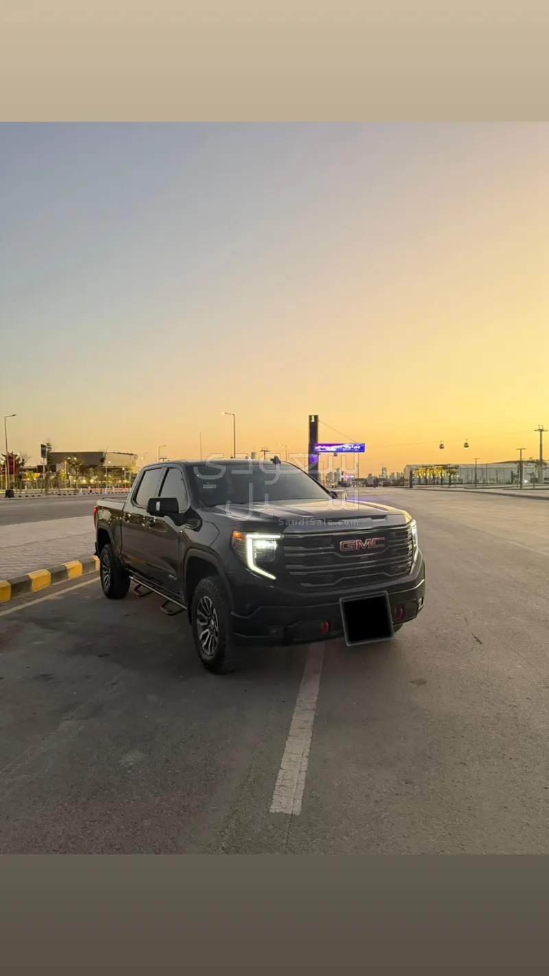 2023 جي ام سي سييرا اي تي 4