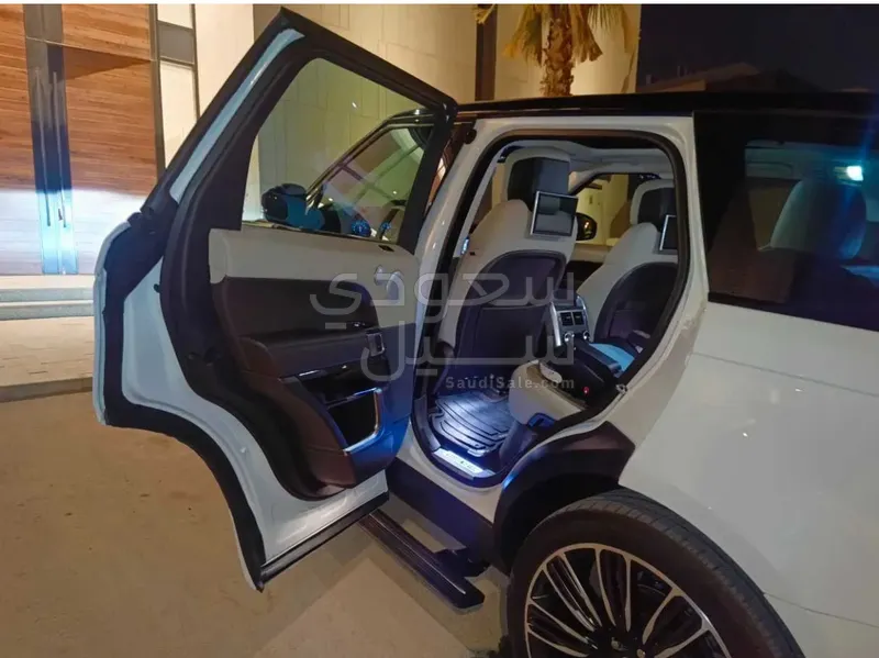 2022 Land Rover Range Rover Sport SE