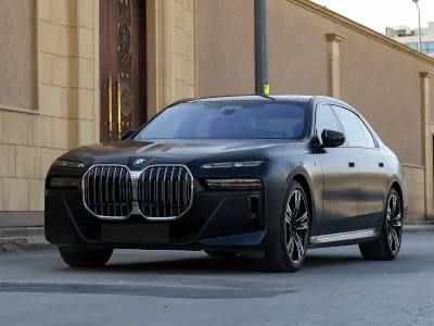 2024 بي ام دبليو الفئة السابعة 735أي