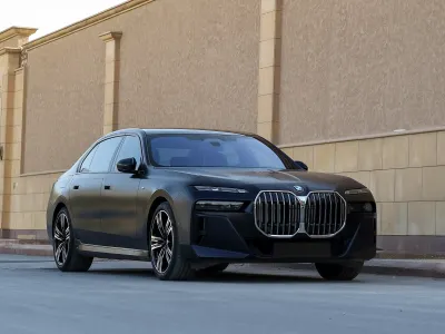 2024 بي ام دبليو الفئة السابعة 735أي