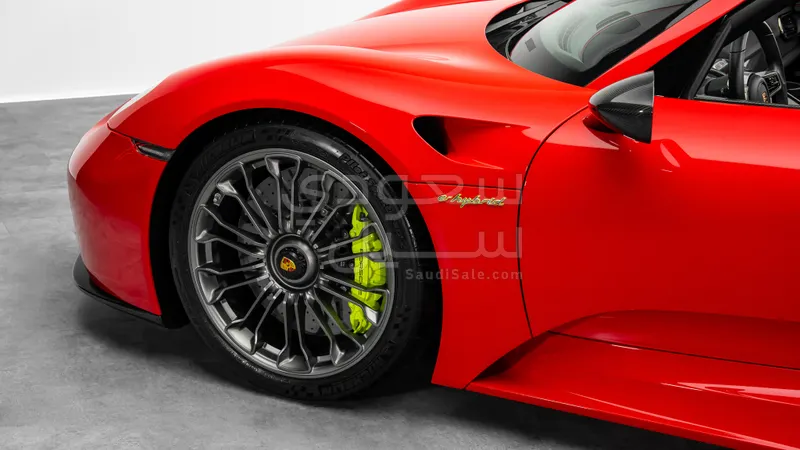 2015 بورش 918 سبايدر