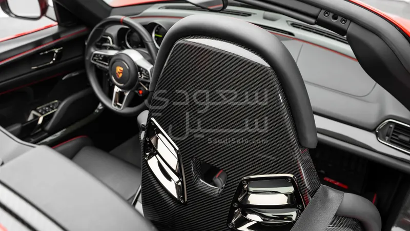 2015 بورش 918 سبايدر