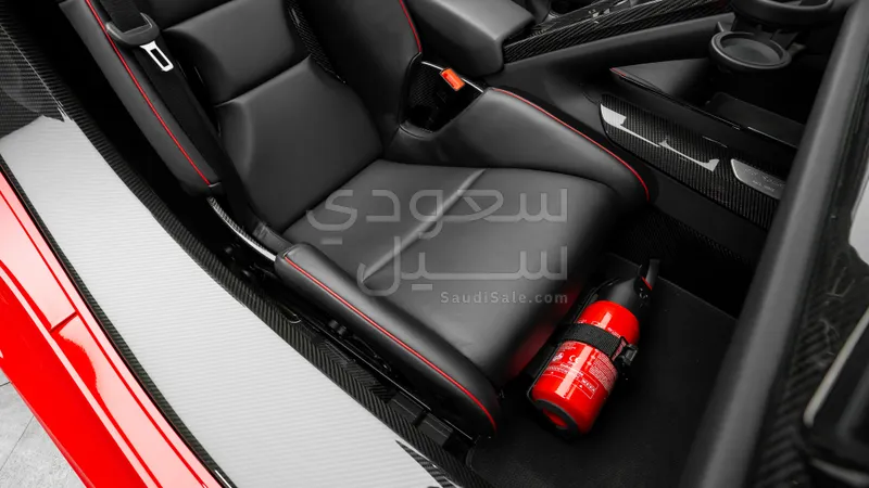 2015 بورش 918 سبايدر