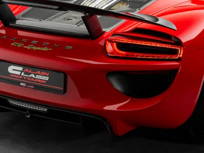 2015 بورش 918 سبايدر