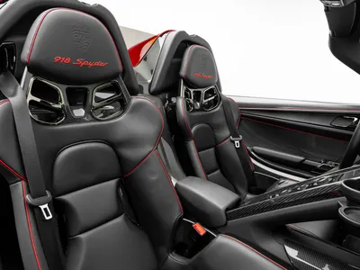 2015 بورش 918 سبايدر