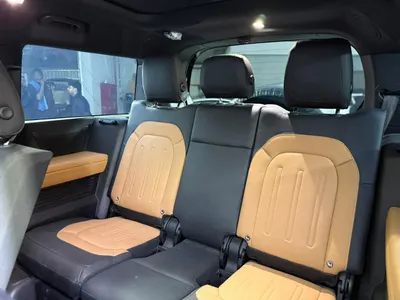 2023 لاند روفر ديفيندر اكس