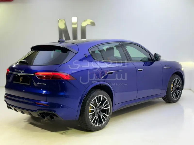 2023 مازيراتي جريكالي مودينا