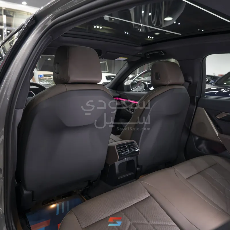 2026 BMW 5 Series 520i