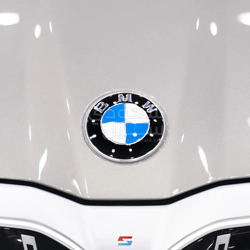 2026 BMW 5 Series 520i