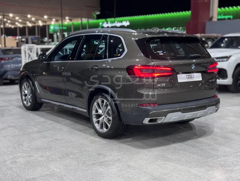 2023 بي ام دبليو الفئة اكس 5