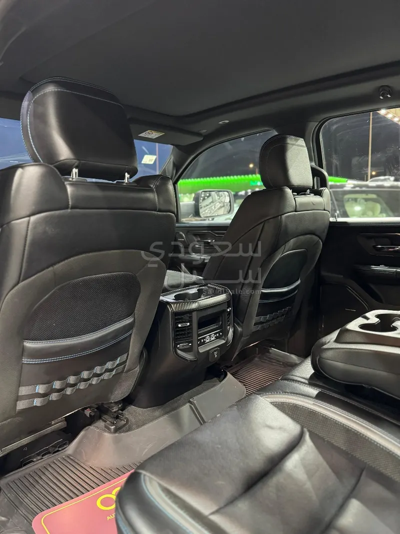 2023 دودج رام تي ار اكس