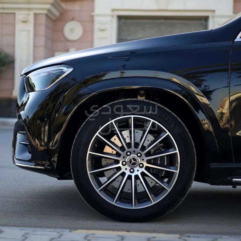 2024 مرسيدس - بنز جي إل إي 450 أي إم جي