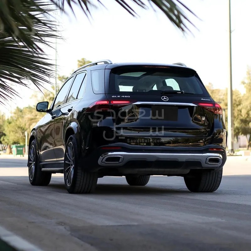 2024 مرسيدس - بنز جي إل إي 450 أي إم جي