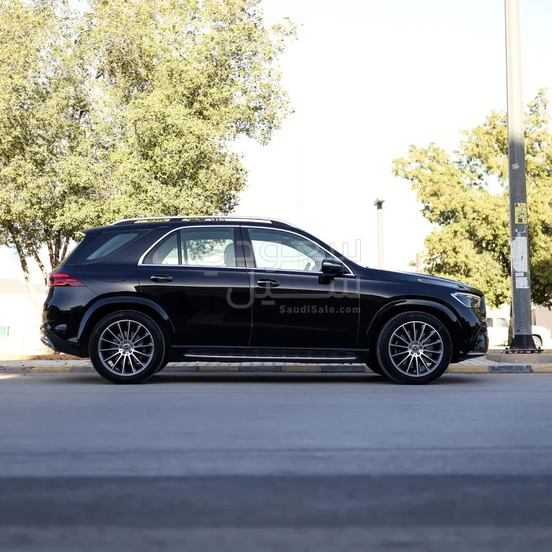 2024 مرسيدس - بنز جي إل إي 450 أي إم جي