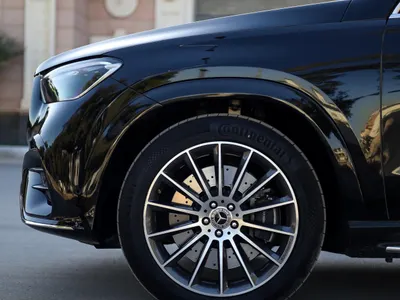 2024 مرسيدس - بنز جي إل إي 450 أي إم جي