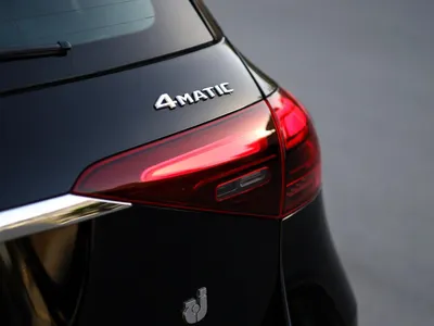 2024 مرسيدس - بنز جي إل إي 450 أي إم جي