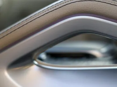 2024 مرسيدس - بنز جي إل إي 450 أي إم جي