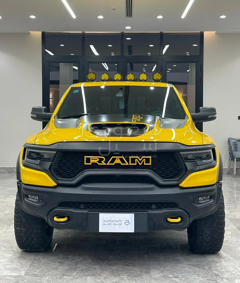 2023 دودج رام تي ار اكس
