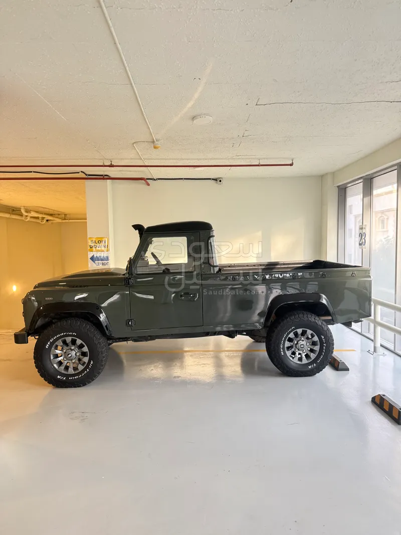 2000 لاند روفر ديفيندر 110 ادفانتشر