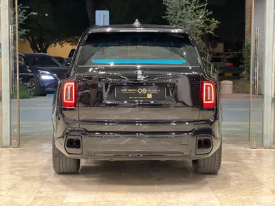 2025 رولز رويس كولينان سلفر بادج