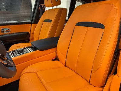 2025 رولز رويس كولينان بلاك بادج