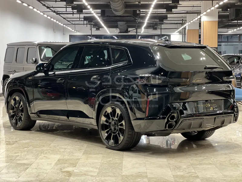 2024 بي ام دبليو اكس ام