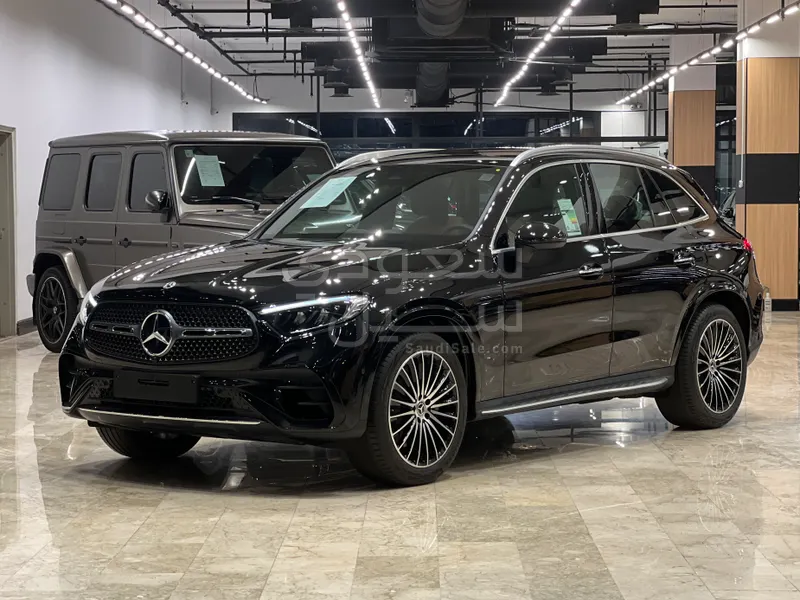 2024 مرسيدس - بنز جي إل سي 200