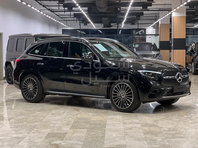 2024 مرسيدس - بنز جي إل سي 200