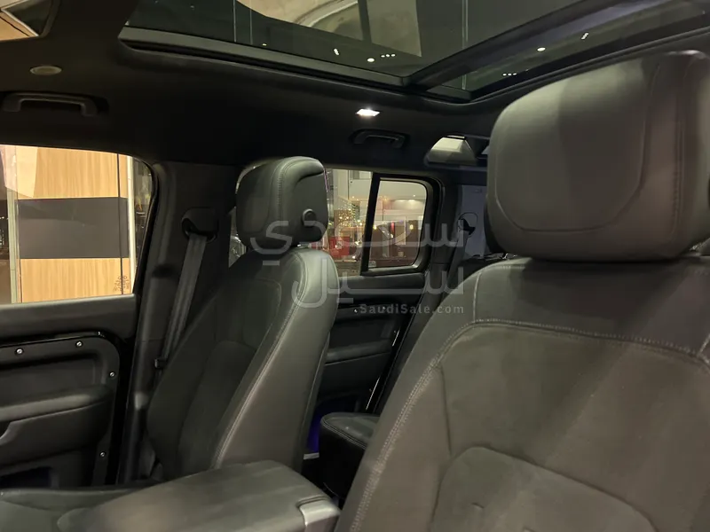 2024 لاند روفر ديفيندر اكس داينمك