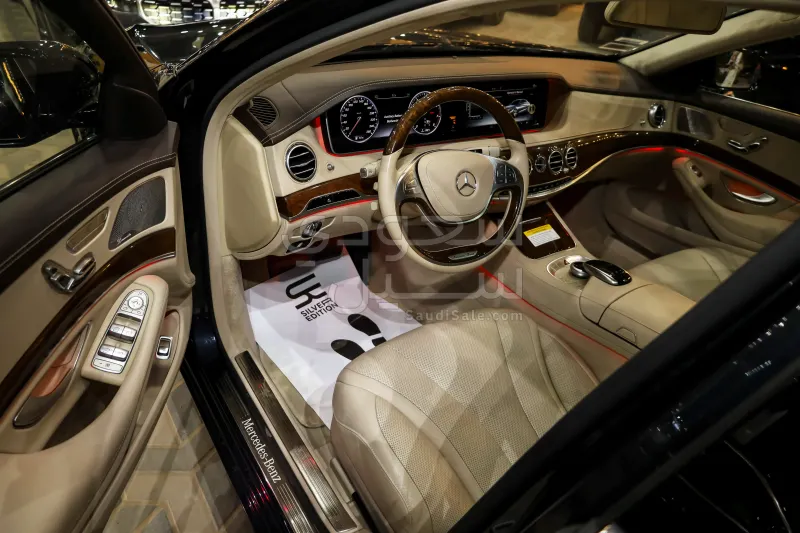 2015 مرسيدس - بنز إس 550
