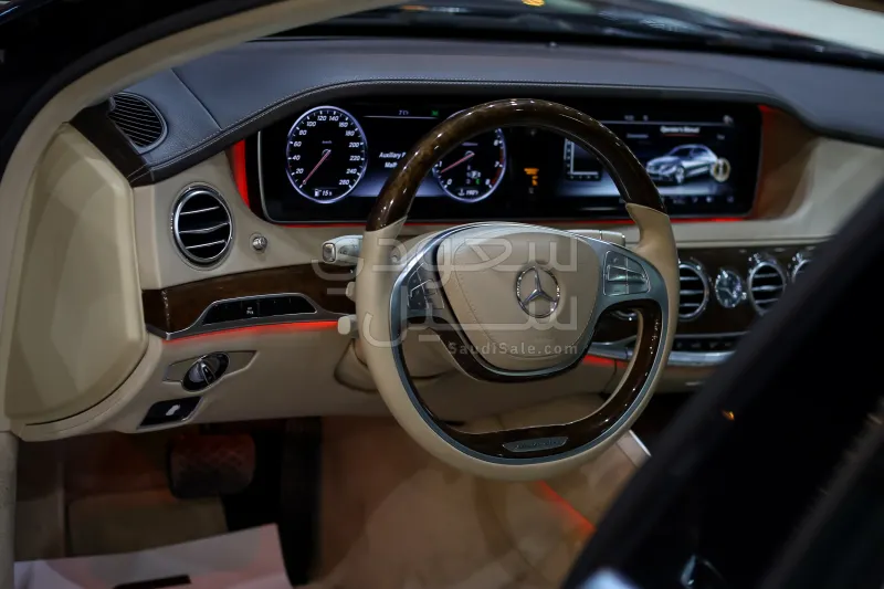 2015 مرسيدس - بنز إس 550