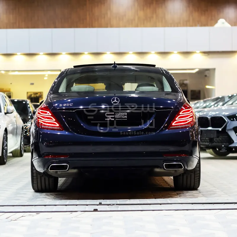 2015 مرسيدس - بنز إس 550